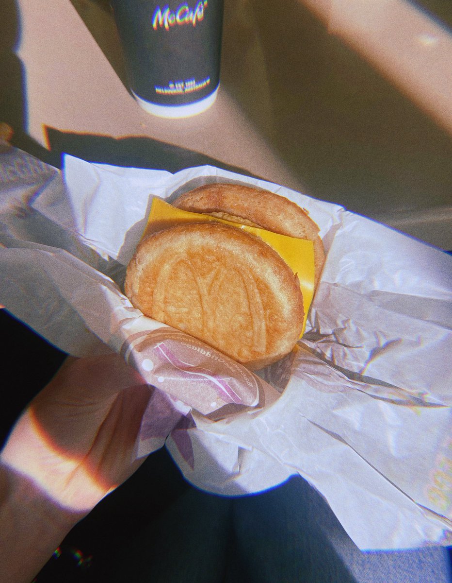 jeanfaymas's tweet image. Finally. McGriddle.