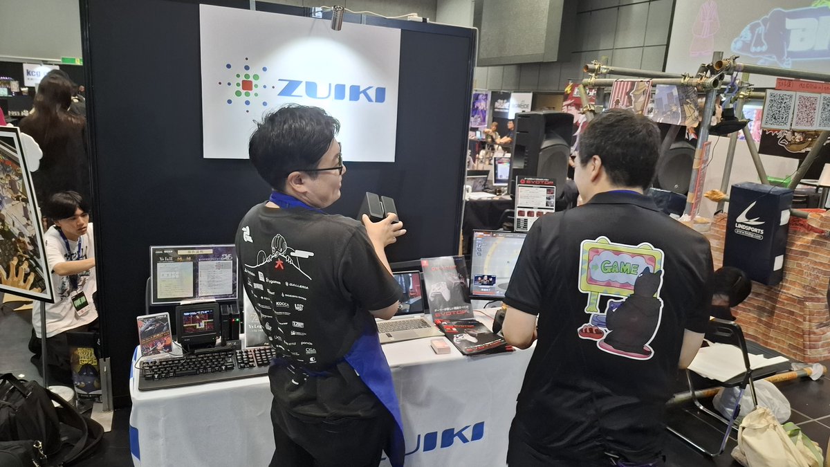 ZUIKIInc's tweet image. 【#BitSummit13th】最終日!
zuiki.co.jp/news/news-arti...
いよいよ本日"最終日"✨
開場前から出展企業様からも注目されております👀
皆様のご来場お待ちしております‼
・X68000 Z SUPER/Z XVIの2ndモック展示⌨️
・7/18解禁のイースⅠ,Ⅱ,Ⅲのプレイアブル🕹️
・EVOTOPの試遊体験🎮…