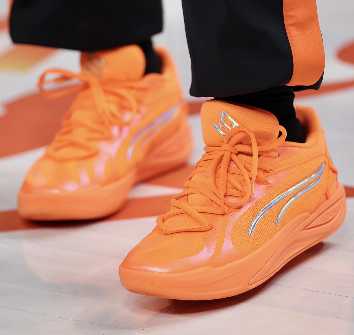 NickDePaula's tweet image. Breanna Stewart breaks out a signature WNBA orange edition of her Puma Stewie 4s at the All-Star Game.