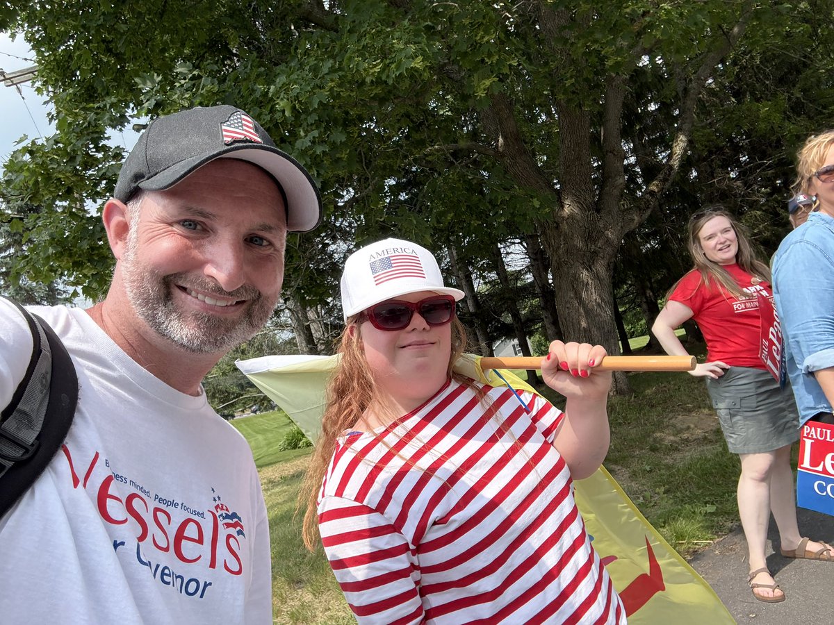 Robert_Wessels's tweet image. What a beautiful day for a parade! I even got some fresh Aroostook County potatoes on this trip!