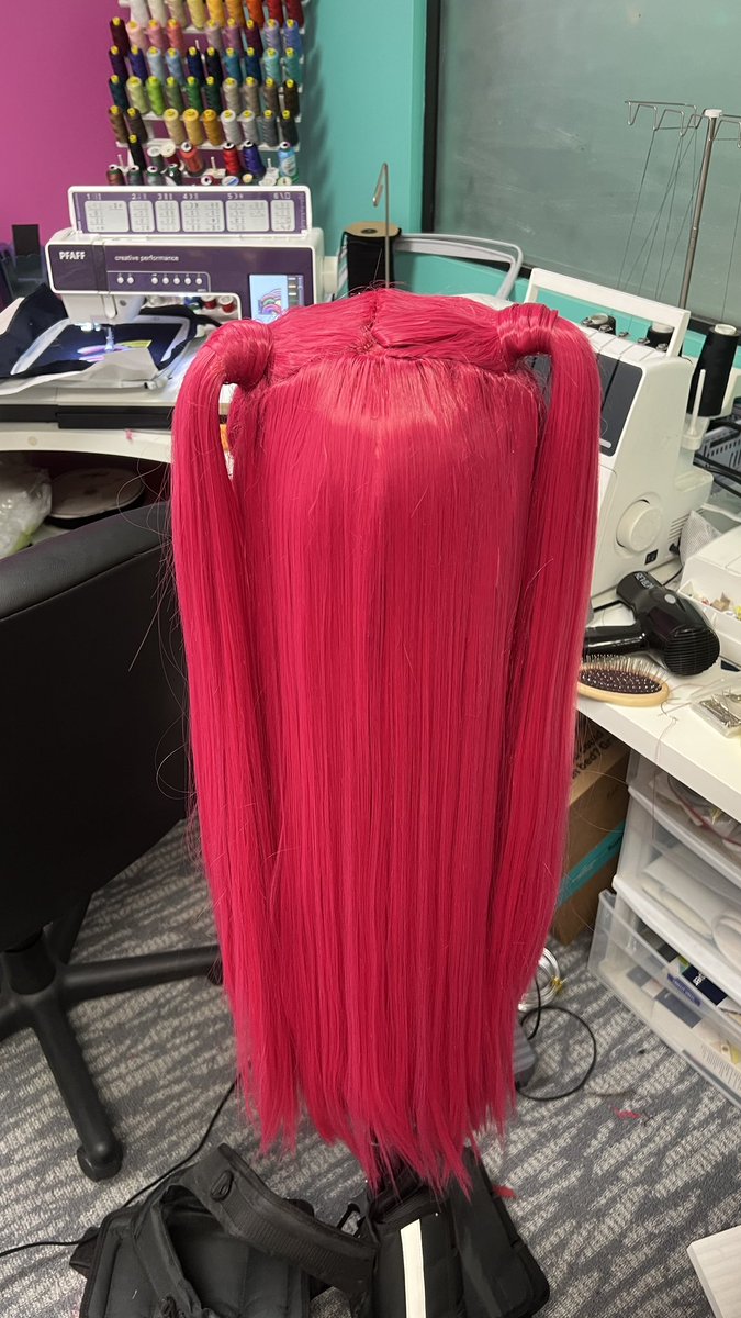 ClaireMax's tweet image. I really thought Mira’s wig was going to be the easiest of the three
It was not lol