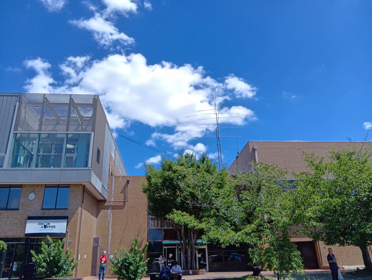 おはようございます。
2日目もよろしくお願いします。