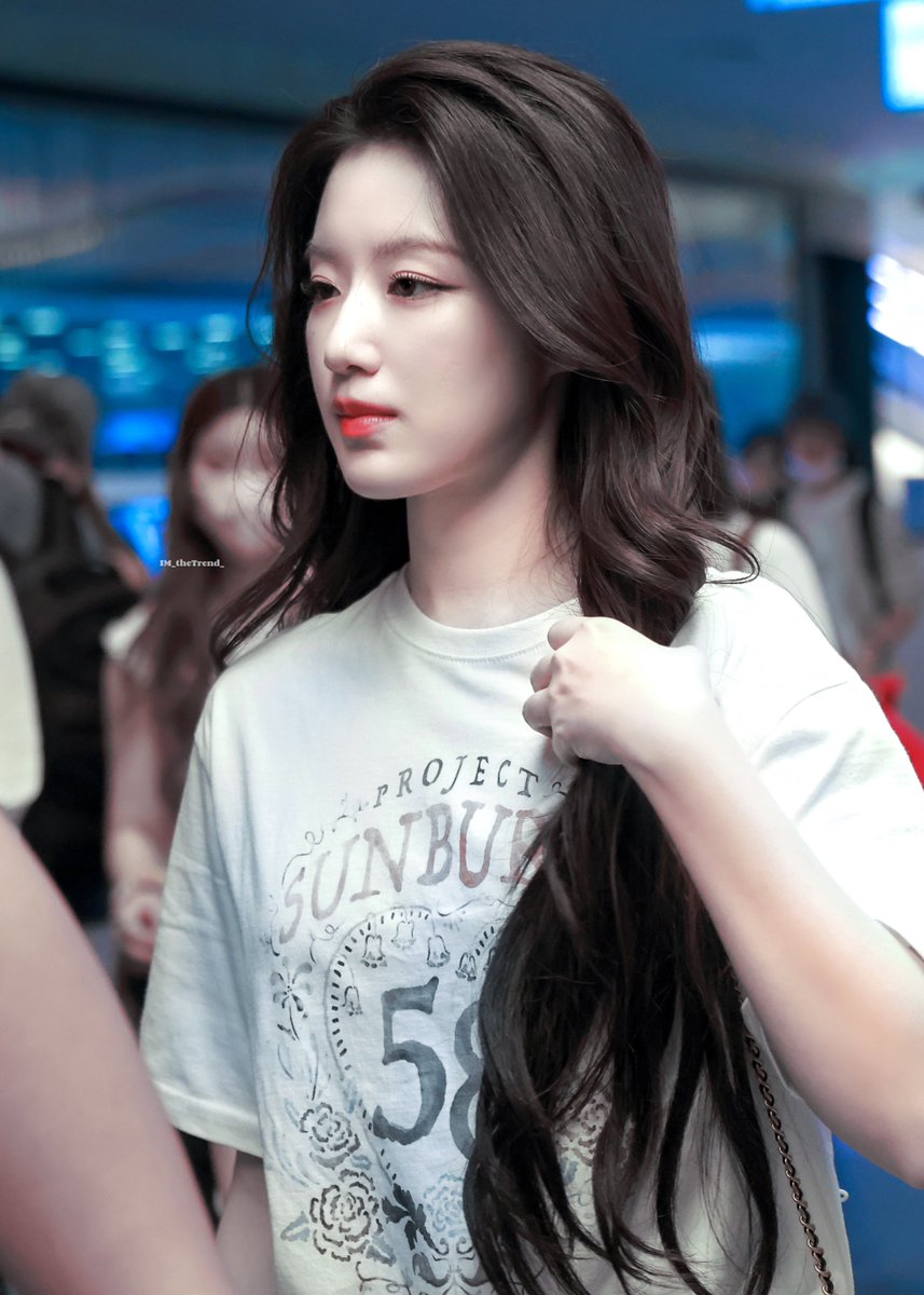 IM_theTrend_'s tweet image. 20250720 HNDโ๏ธ
์๊ณ ํ์ด๐ฅ๐ค๐ป
#์์ด๋ค #IDLE #GIDLE
#SHUHUA #์ํ