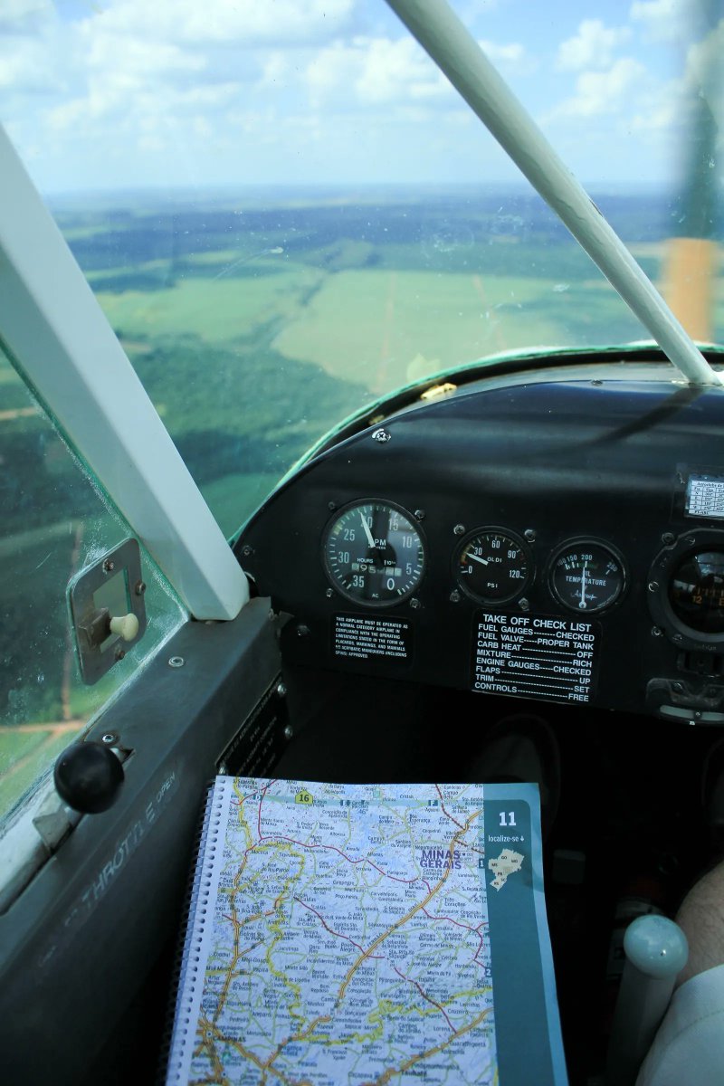 filipe_rafaeli's tweet image. Se derrubarem o GPS, para mim, não tem problema. Eu sei navegar de modo nostálgico.