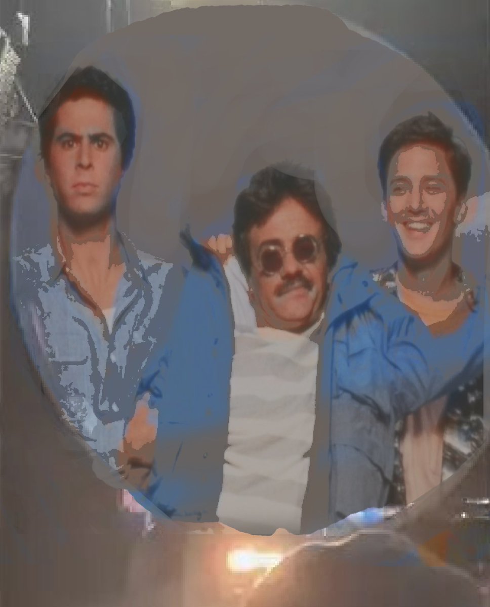 gremplin's tweet image. adobe fresco is so bad, I just wanted to see Weekend at Bernie’s on the coldplay jumbotron - it’s like the same 3 emotions