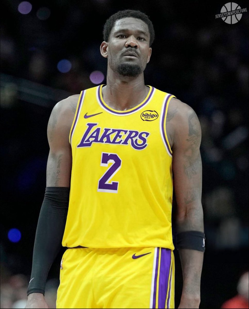 NBALakersReport's tweet image. Luka recruited both these guys to join the Lakers, and Rob listened 🔥
Luka is hear for the long-term 💜💛