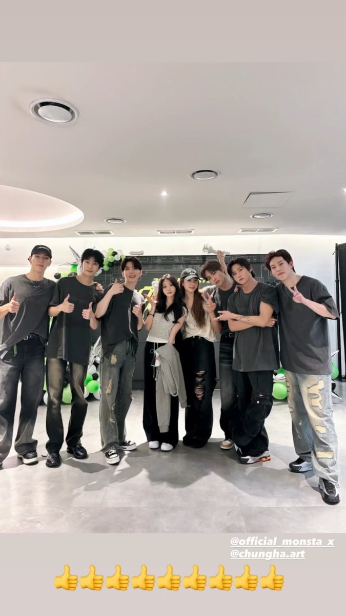 kim chungha indo no show no monstax só pra provocar o bolsonaro