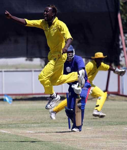 Mwirian1911's tweet image. King Kenny 👑 Myuks
The mere mention of Kenneth Kamyuka's name in Uganda Cricket Circles was enough to evoke fear in the hearts of his opponents,fans whether in school cricket, club cricket, or when facing national teams.
In 2000, the Mwiri Interhouse Cricket Competition final…