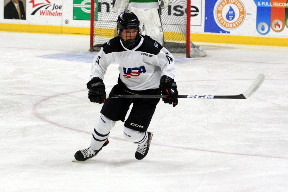 usahockey's tweet image. Day one of games is in the books at Girls National 16/17 Camp, driven by @AAAClubAlliance!
More #USAHPDC matchups on deck tomorrow! Stream all the action live at USAHockeyTV.com.