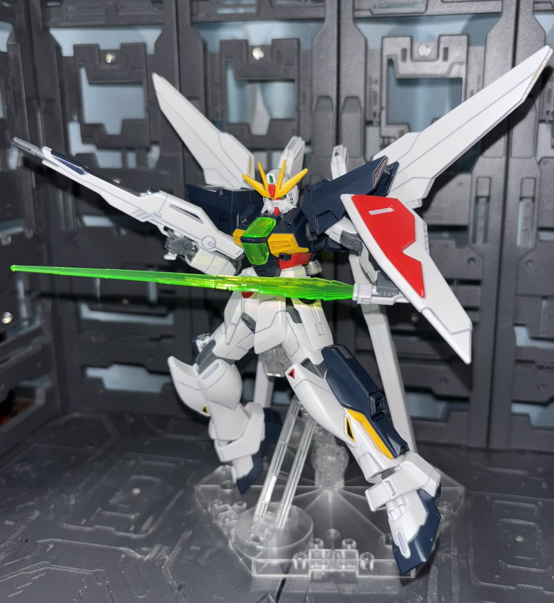 Hideyan021981's tweet image. 月は見えているか❓ガンダム売るよ‼️
パロディかと思ったら、機体はかっこいい✨✨
#ガンダムダブルエックス 完成❣️👏👏
#ガンプラ #めこ丸隊 #みりプラ
#ガンプラ好きとつながりたい