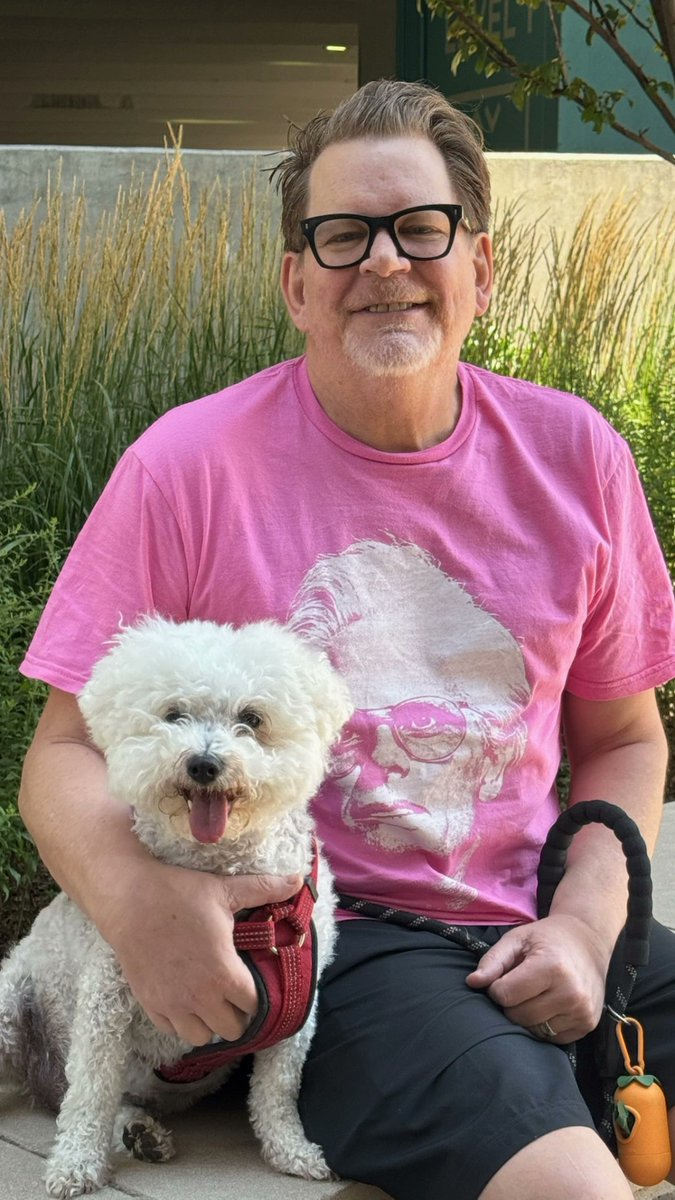 seeksboston26mi's tweet image. During my last x break, we lost one of our twin pups. So glad to still have Finch.
