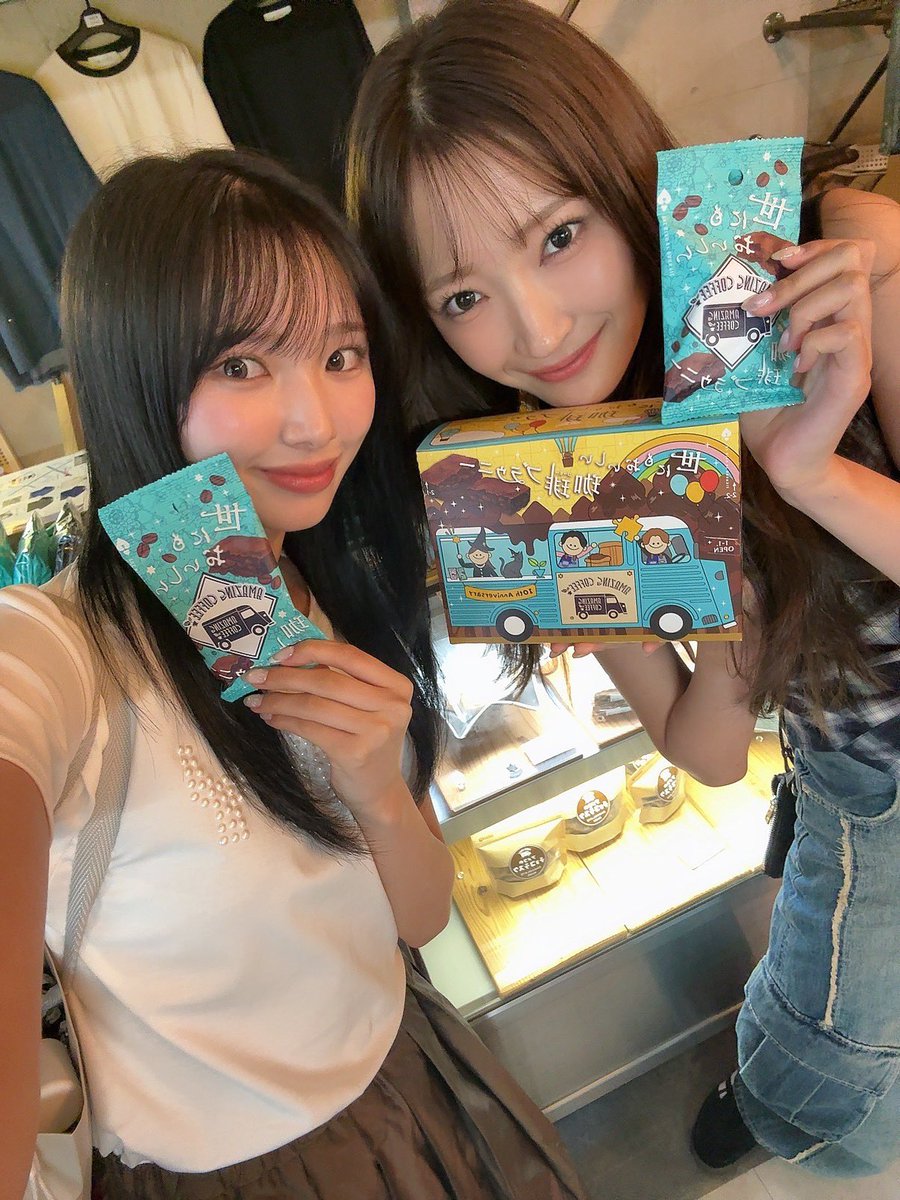 #アメコlovers📸 at中目黒店

Girls² <a href="/Girls2_official/">Girls²</a> 
小川桜花さん
山口綺羅さん

世にもおいしい珈琲ブラウニー☕️🍫

いつもありがとうございます(^o^)v