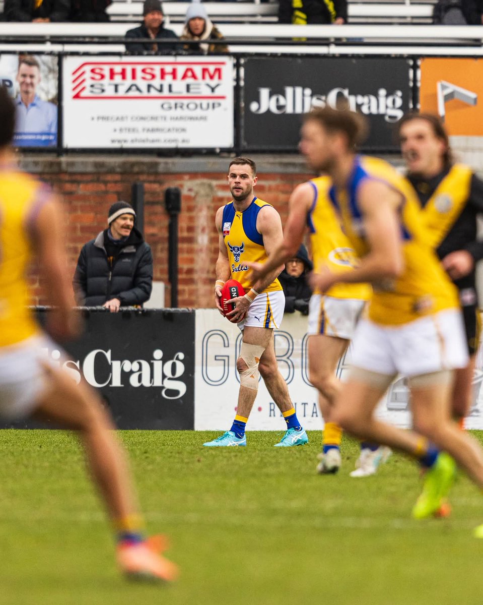 Was exciting to see a couple of ex <a href="/stkildafc/">St Kilda FC</a> turned bulls yesterday in our senior win against Mitcham 

📸 -  sara wilkosz 

#gobulls 💙💛