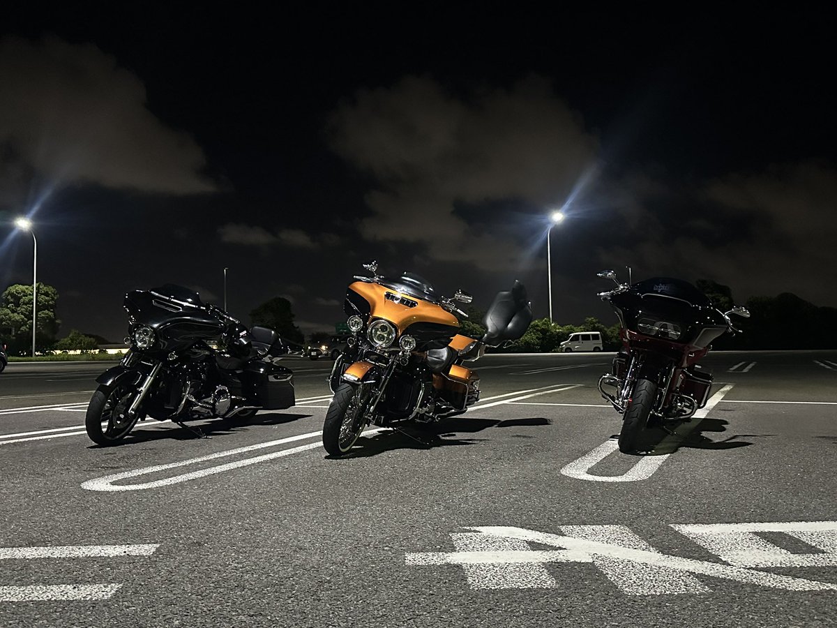 youki9909's tweet photo. ๅคใฏๆฐๆใกใใ
#ใใผใฌใผใใใใใฝใณ #harleydavidson #fltrxse #roadglidecvo #cvoroadglide #ใญใผใใฐใฉใคใcvo #cvoใญใผใใฐใฉใคใ #cvo https://t.co/b8LH8aDfwl