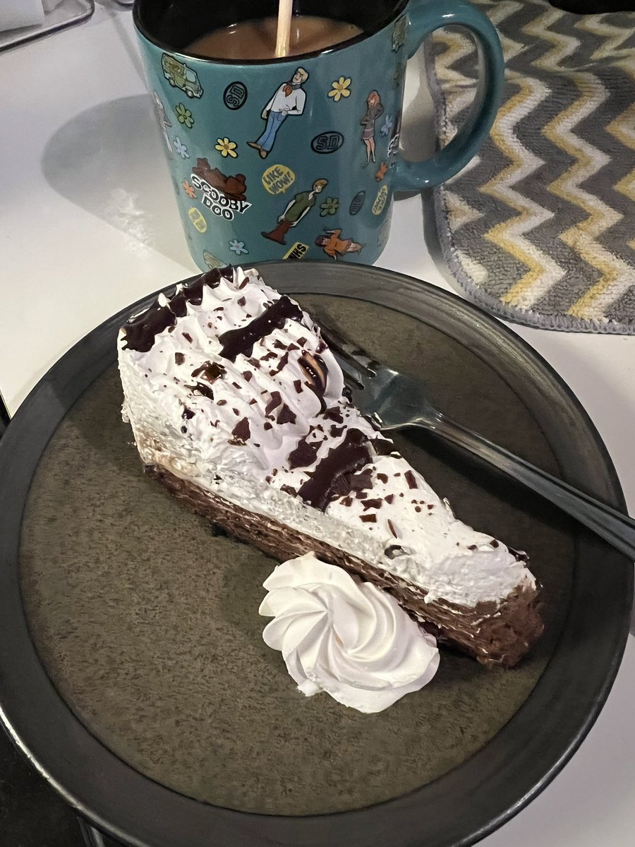 Gigi โ๏ธ๐ฃ๐ฐ (@jeanareynolds29) on Twitter photo My dessert is more interesting. Chocolate mousse pie and cup of coffee โ๏ธ.
<a href="/OfficialOPLive/">On Patrol: Live</a>
@Reelzchannel
#OPLiveSnackoftheNight My dessert is more interesting. Chocolate mousse pie and cup of coffee โ๏ธ.
<a href="/OfficialOPLive/">On Patrol: Live</a>
@Reelzchannel
#OPLiveSnackoftheNight