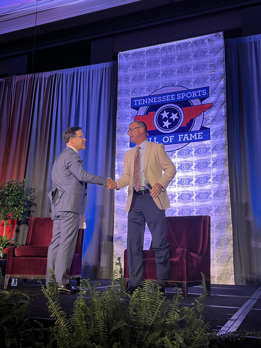 theTSHF's tweet image. Chris Woodruff scores a hard-earned induction, congratulations! #tshf2025