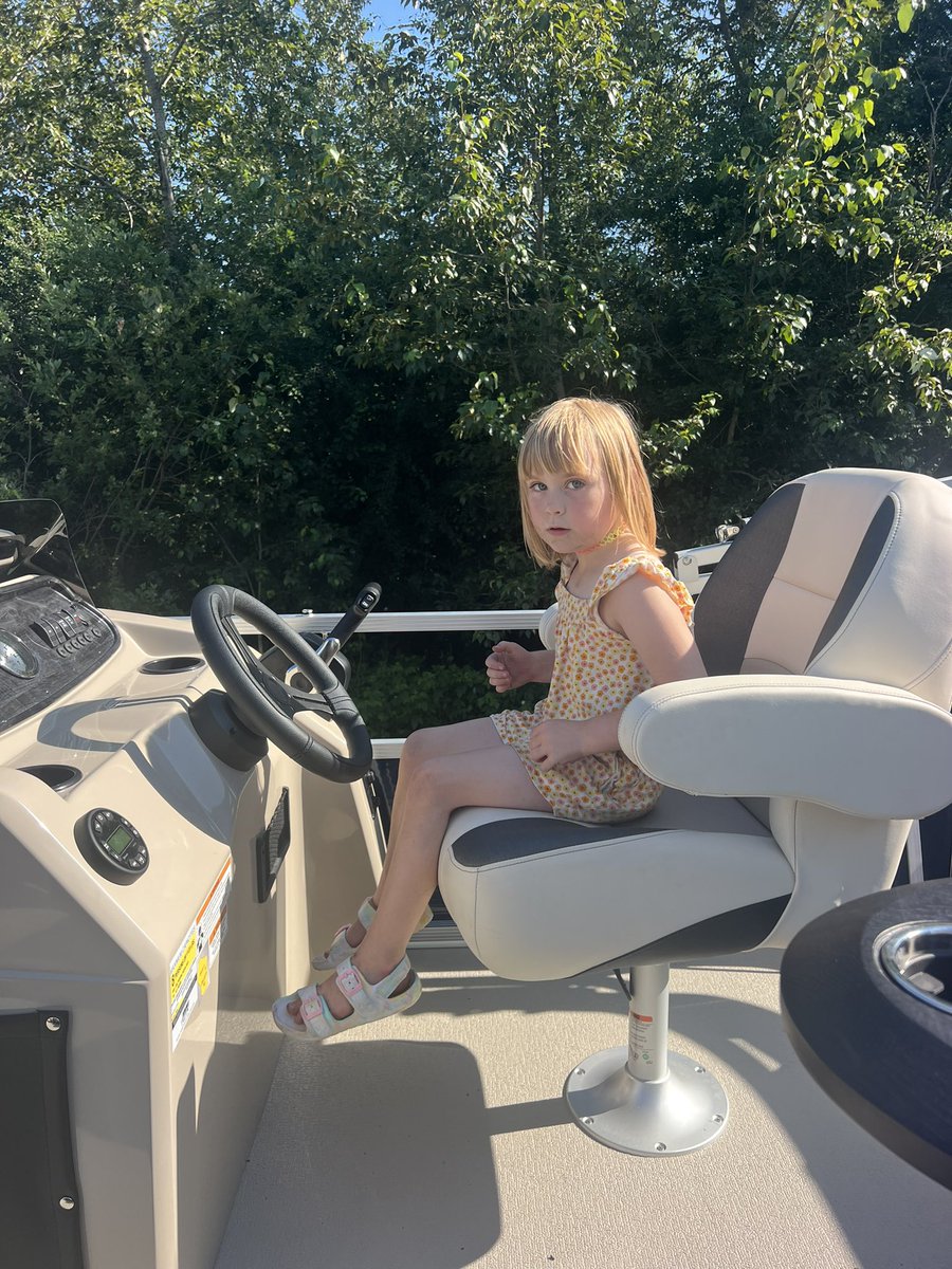 TJandCasper's tweet image. I was warned I need to quit talking and start listening, if I鈥檓 warned again I鈥檒l have to leave the boat. Someday some guy will have his hands full with her 馃槀馃槀