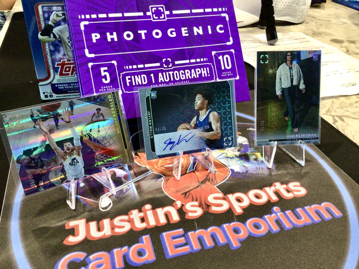 du47222292's tweet image. Hits from 2025 Panini Photogenic Hobby Box
Jaylen Wells auto /35 is pretty sweet! Let me know your thoughts. @CardPurchaser