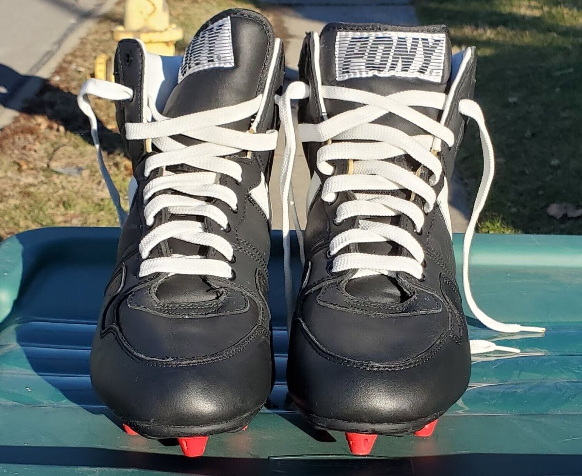Coach___Cooper's tweet image. Real men wore these cleats back in the day. If you had these on during a board drill, you were alright. #PONY