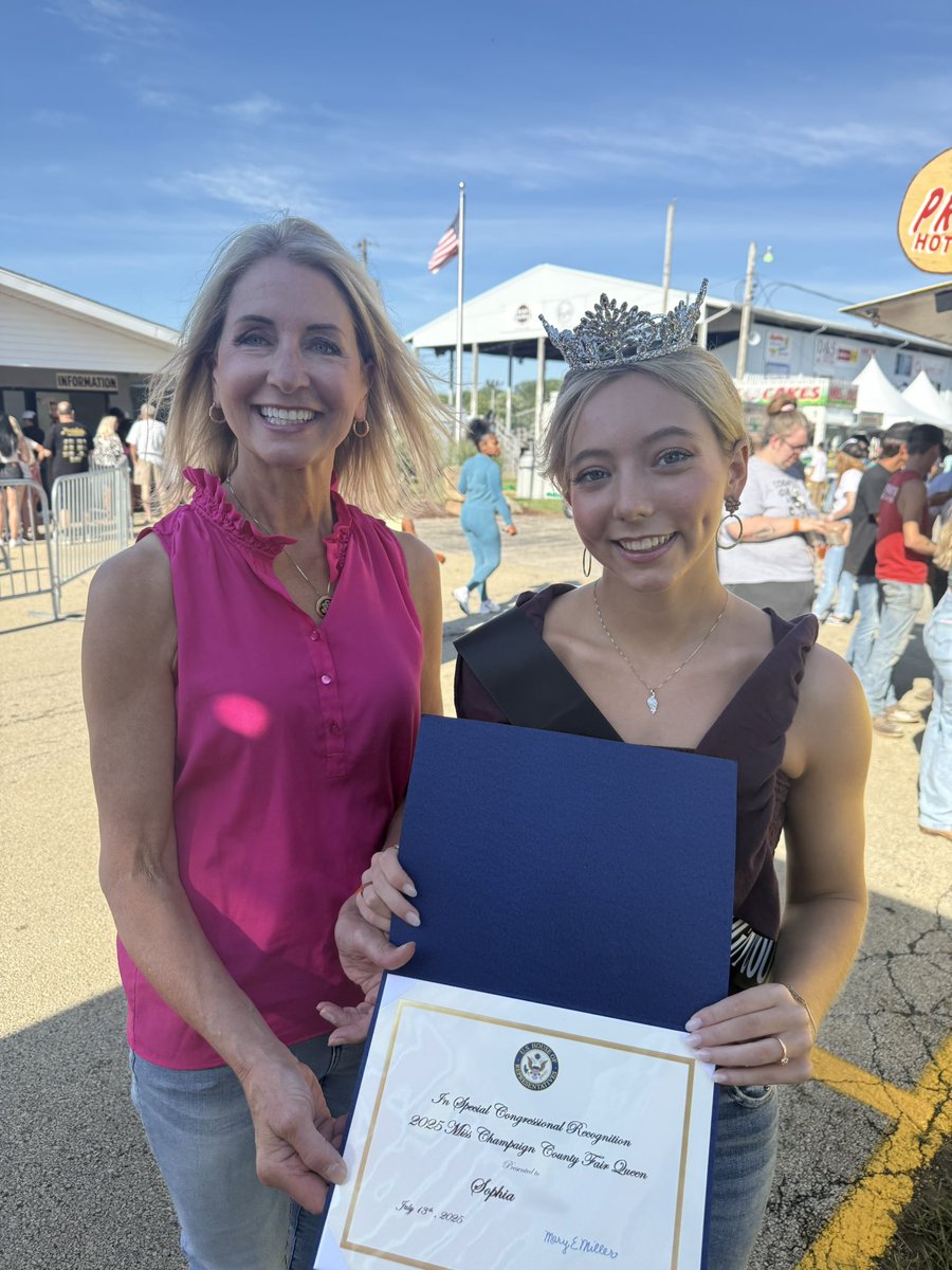 RepMaryMiller's tweet image. Today, I had a wonderful time at the Champaign County Fair! It was an honor to present a special congressional recognition to the 2025 County Fair Queen, Sophia, who is smart, talented, and well-deserving of the crown. I also enjoyed meeting this year’s corn and hay award…