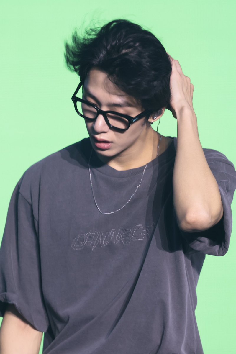 250719 #형원

아 보정 안해도 느낌 좋네