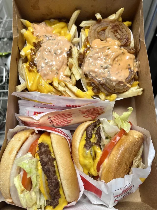 WEST COAST IS THE BEST COAST