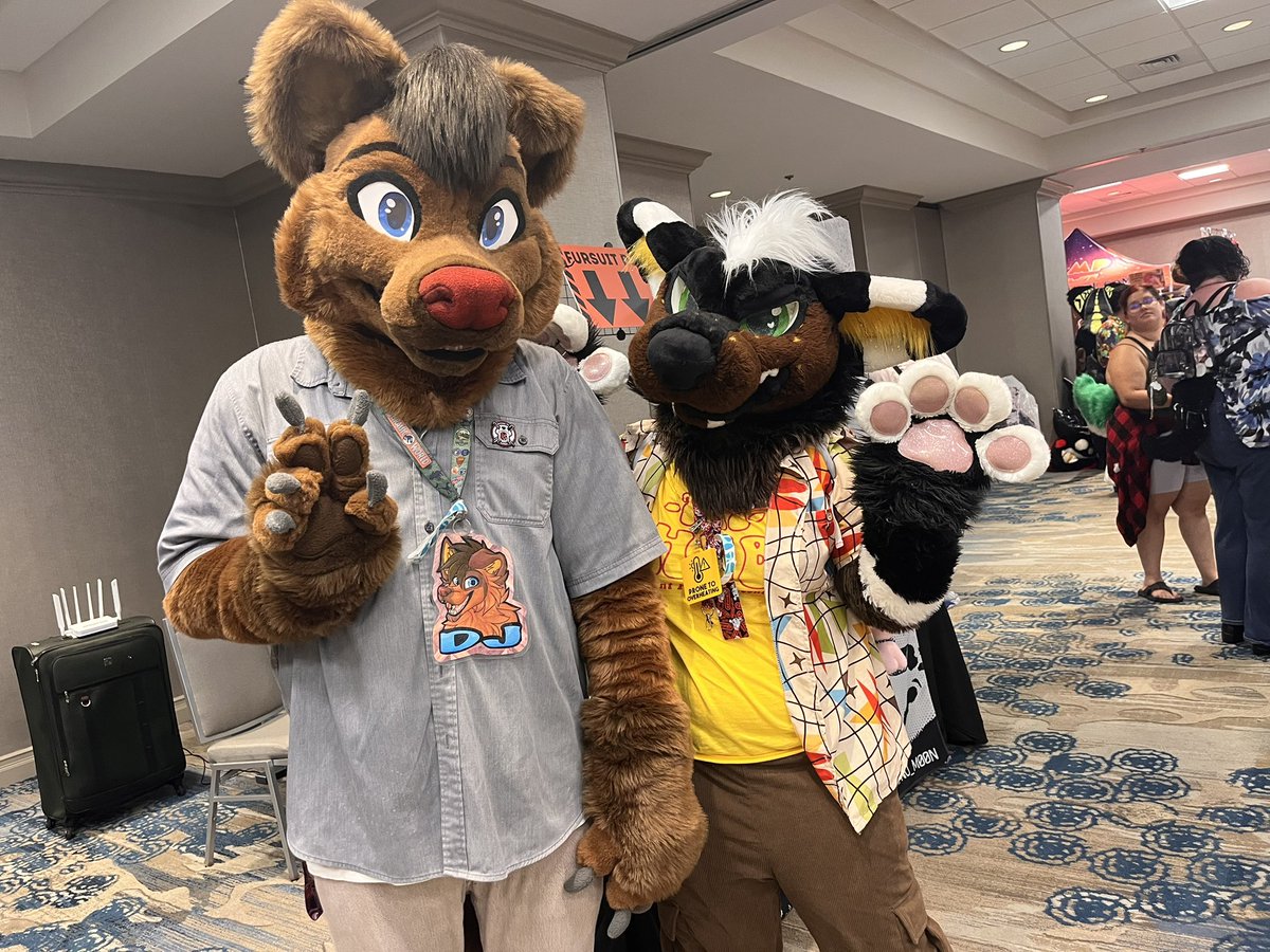 Darkwolf_Dj's tweet image. Got to meet @Mephistofleas  @ChompFL  was a great time.