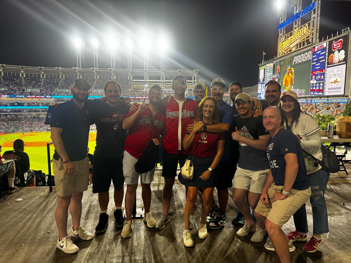 PatrickThePi's tweet image. The game didn't turn out how we wanted... But, we had a blast out in right field. Cleveland fans are the BEST! Great meeting all you guys. LET'S GO WIN THE SERIES TOMORROW! GO TRIBE! @tm216216