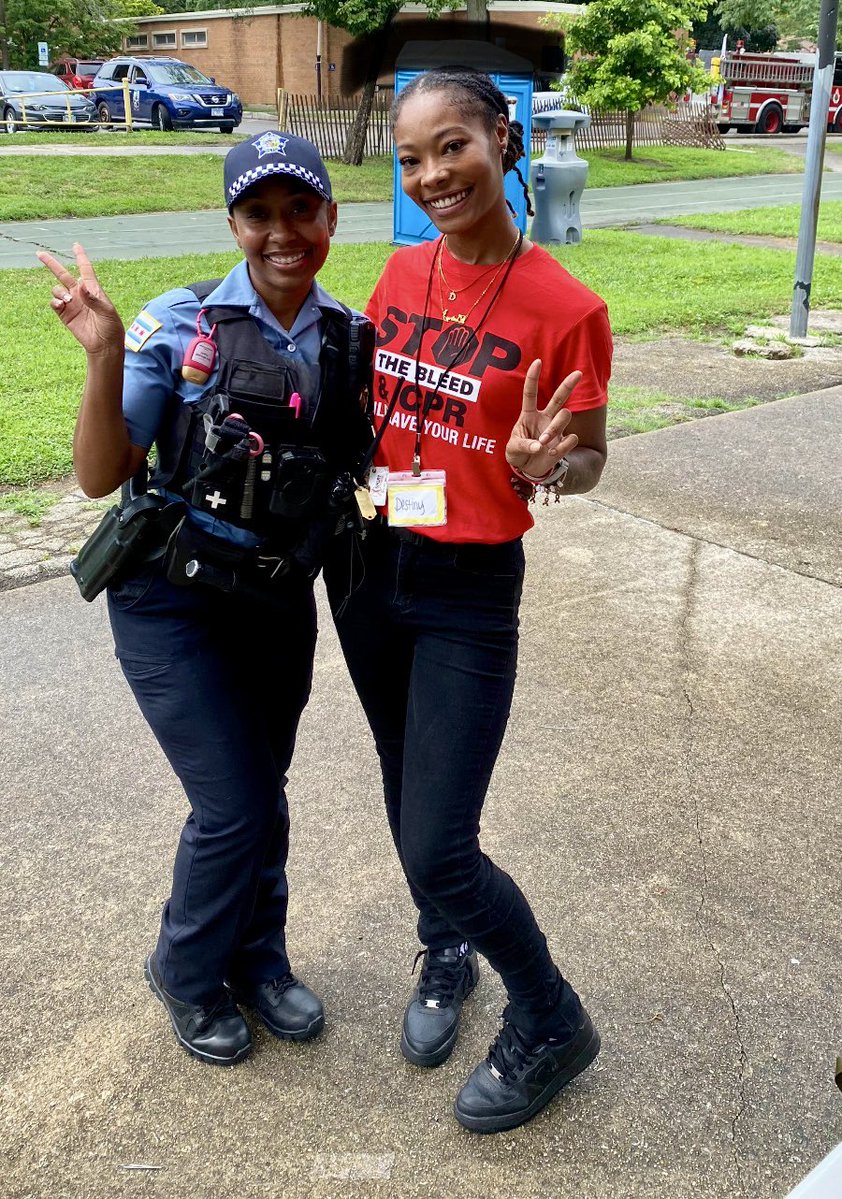 Trust the system

BFB alumni Officer and EMT in training

Become an EMT

form.jotform.com/230427237007145

#BlackFireBrigade
#blackfirebrigadeemtprogram
#workforcedevelopment
#apprenticeship