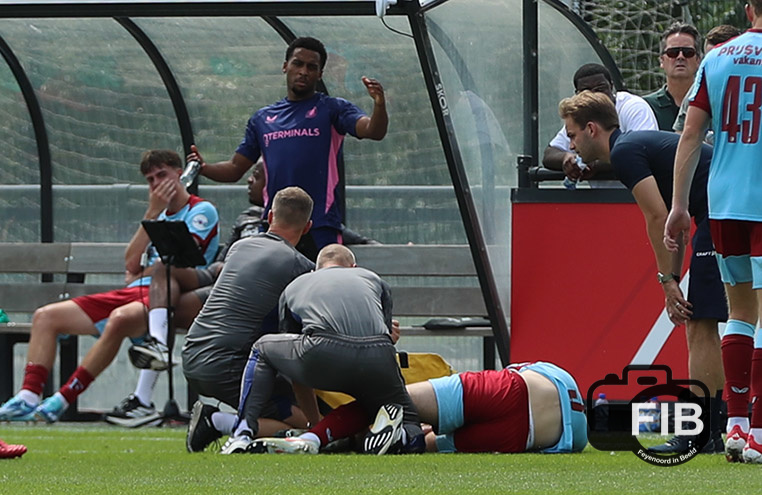 86 foto's <a href="/Feyenoord/">Feyenoord Rotterdam</a> - <a href="/KAAGent/">KAA Gent</a> (1-2)  zie linkje voor de 86 foto's ->> feyenoordinbeeld.nl