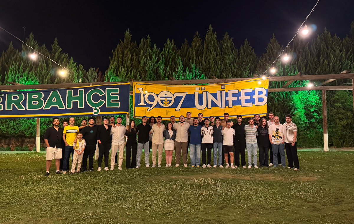 İstanbul, Ankara ve İzmir’de eşzamanlı olarak Dünya Fenerbahçeliler Günü’nü kutladık. Katılım gösteren tüm üyelerimize teşekkür ederiz.
