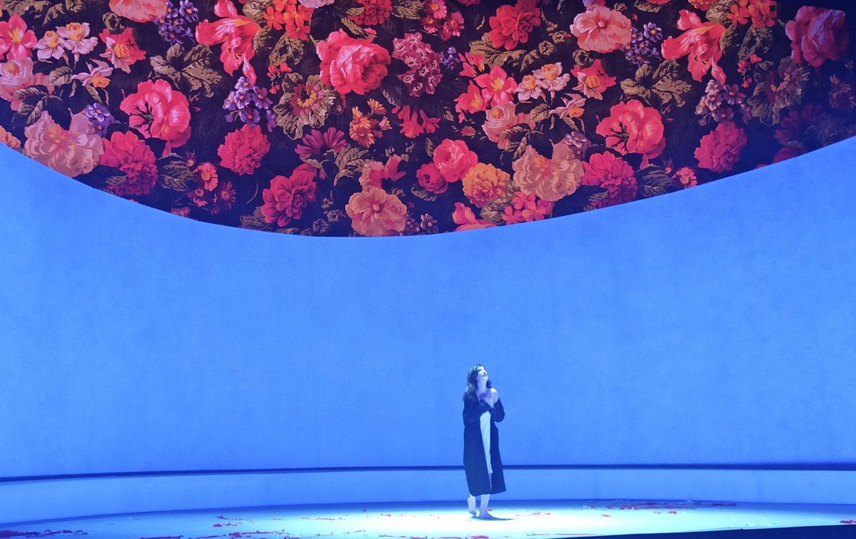 Alfonso Villalta Luna (@alfonsovillalt) on Twitter photo Espectaculares Adela Zaharia y <a href="/xabieranduaga/">Xabier Anduaga</a> en el <a href="/Teatro_Real/">Teatro Real</a>
No se puede pedir un mejor fin de temporada con #LaTraviata Espectaculares Adela Zaharia y <a href="/xabieranduaga/">Xabier Anduaga</a> en el <a href="/Teatro_Real/">Teatro Real</a>
No se puede pedir un mejor fin de temporada con #LaTraviata
