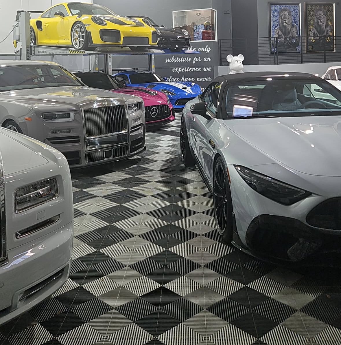 AltAssetKing's tweet image. Work until your traffic jams look like this and you feel poor in the Brabus Benz
Then keep working