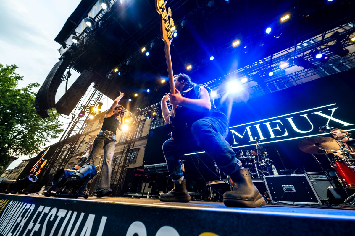 LuccaSummerFest's tweet image. Son Mieux, sound travolgente per una perfetta serata funky!

#LSF25

Foto di Francesco Prandoni