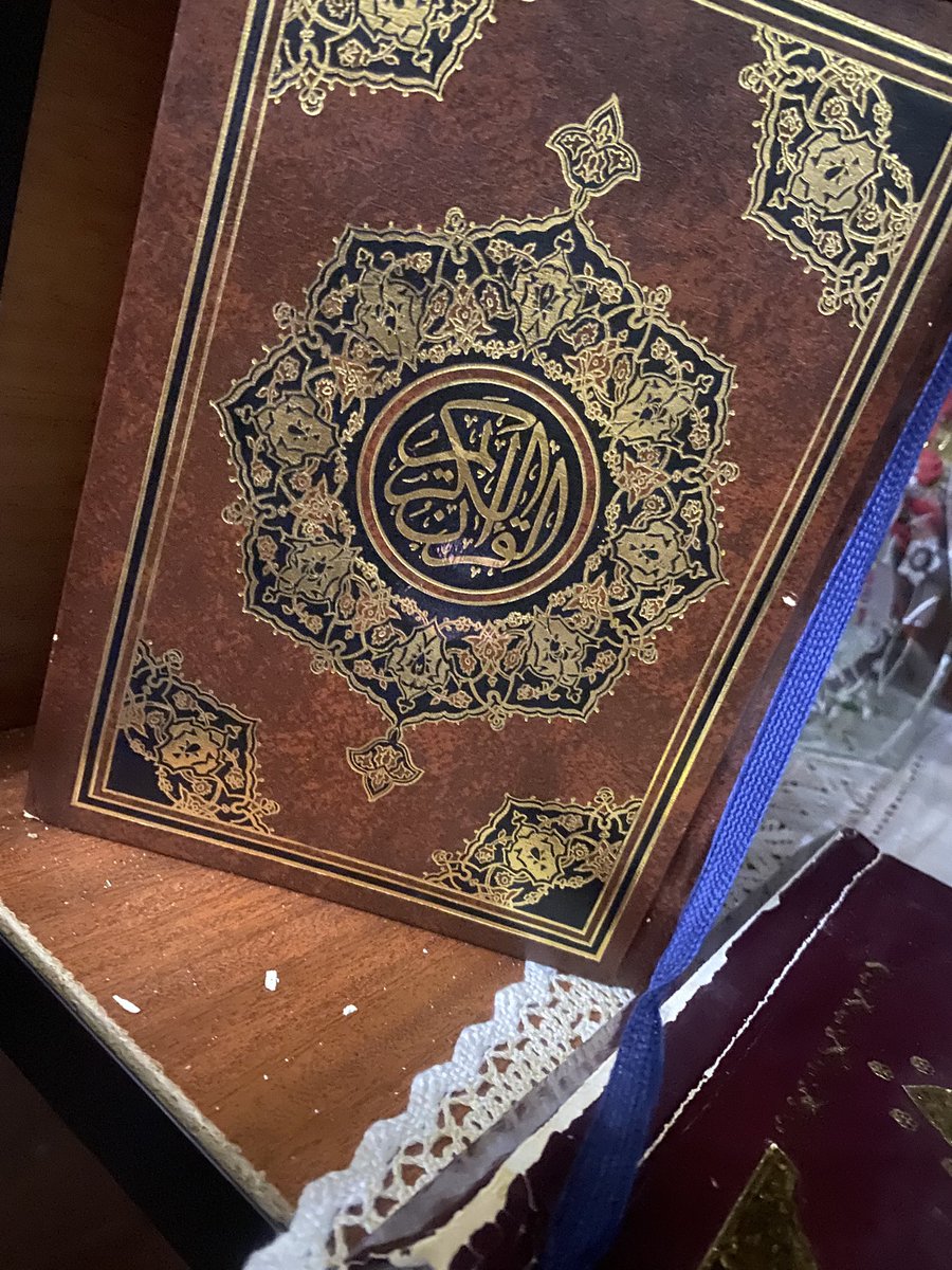 itskatya19's tweet photo. @bilmiyorummyaa Quran in my home is right next to our book 
just as a confirmation but a no longer have a love to read it like i used previously https://t.co/OtDiZfqpvj