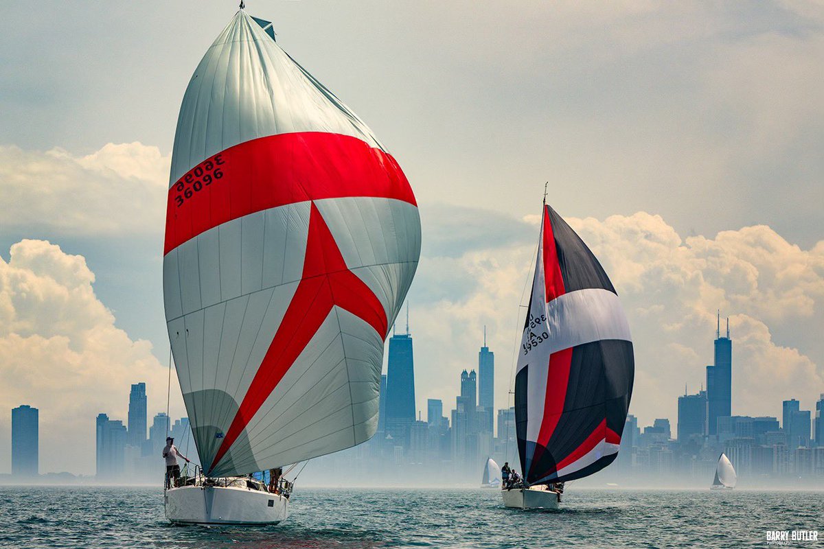 barrybutler9's tweet image. This afternoon on Lake Mighigan for the Race to Mackinac. #weather #news #chicago #ilwx
