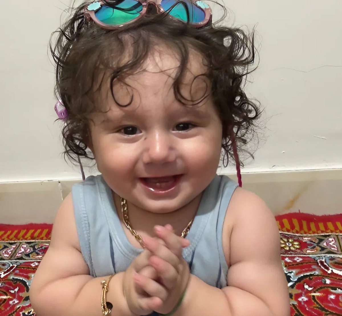 daniela_sepehri's tweet image. Das Regime in Iran hat die 3-jährige Raha Sheikhi mitsamt ihrer Familie getötet. Sie waren einfach nur in ihrem Auto unterwegs.