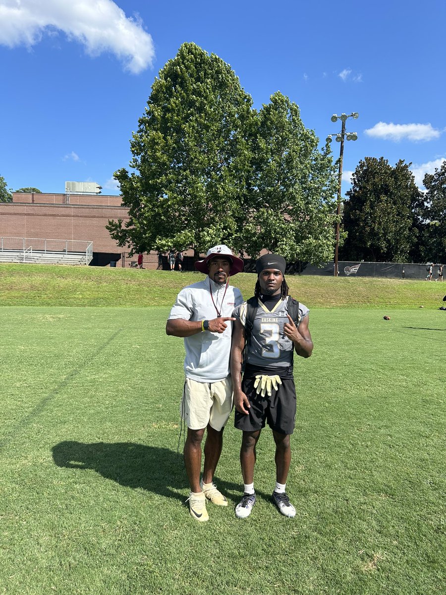 Jaquaylen Dennis-Harriett (@jq2tuff) on Twitter photo After a great camp and conversation with <a href="/CoachDHop_24/">Dezmon 🌊Hopkins</a> I’m blessed to receive my first offer from <a href="/FleetFB/">Erskine Football</a>. #AGTG🙏🏾 <a href="/CwoodFootball96/">Crestwood Knights Football</a> <a href="/Coach_PT12/">Coach Tindal🛡⚔️</a> <a href="/CoachNovinger/">Taylor Novinger</a> After a great camp and conversation with <a href="/CoachDHop_24/">Dezmon 🌊Hopkins</a> I’m blessed to receive my first offer from <a href="/FleetFB/">Erskine Football</a>. #AGTG🙏🏾 <a href="/CwoodFootball96/">Crestwood Knights Football</a> <a href="/Coach_PT12/">Coach Tindal🛡⚔️</a> <a href="/CoachNovinger/">Taylor Novinger</a>