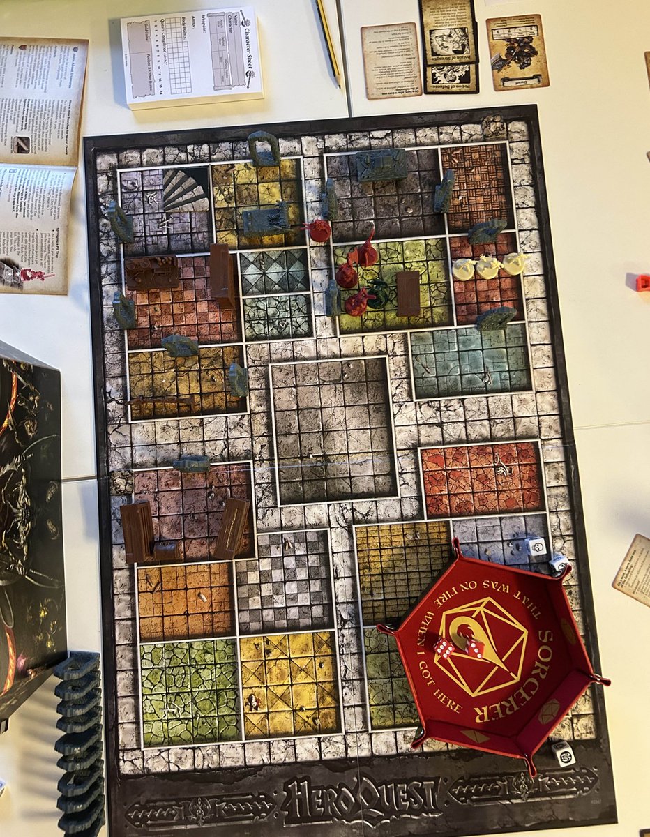 BrizDungeoneers's tweet image. For tonight's session, we stepped away from D&D, and played through (most of) #HeroQuest's first quest! The players had never played before & it was the first time I've used this set (I used to own the original version). Might have to plan a session dedicated to painting minis!