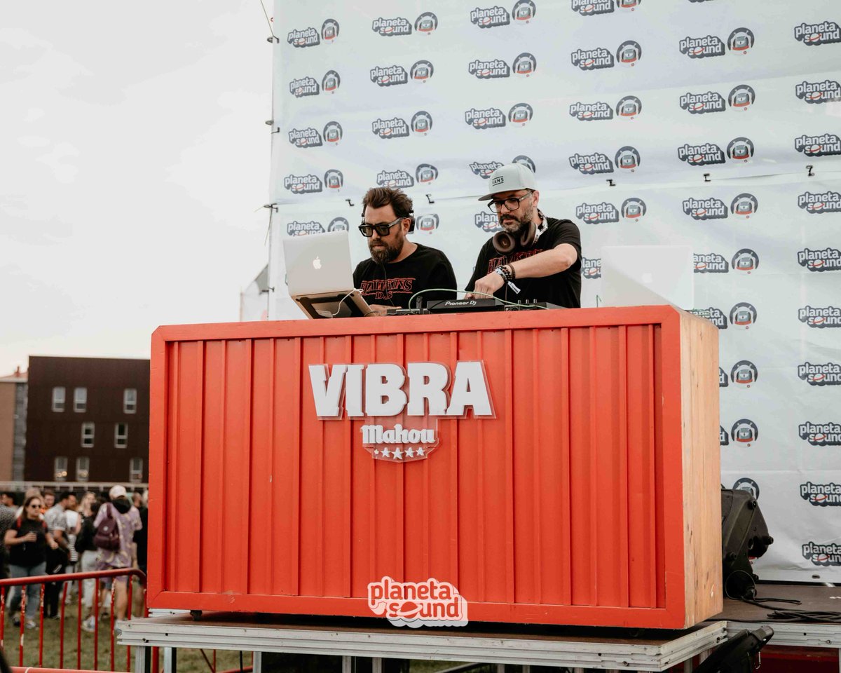 Hoy el escanario de Vibra Mahou es de Hawkins Djs. ¡Turistas Interestalares, hemos dicho a bailar!