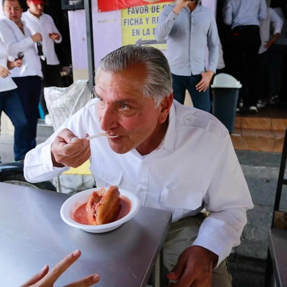 Gabi | Pulso Jalisco (@noticias_gab) on Twitter photo 🔴 Se le cae el padrino… y con él, la candidatura a Guadalajara
Parece que a alguien se le está desinflando la candidatura a la presidencia municipal de Guadalajara. 
¿La razón? Su padrino político, Adán Augusto, anda metido en serios líos por haber nombrado a un jefe 🔴 Se le cae el padrino… y con él, la candidatura a Guadalajara
Parece que a alguien se le está desinflando la candidatura a la presidencia municipal de Guadalajara. 
¿La razón? Su padrino político, Adán Augusto, anda metido en serios líos por haber nombrado a un jefe