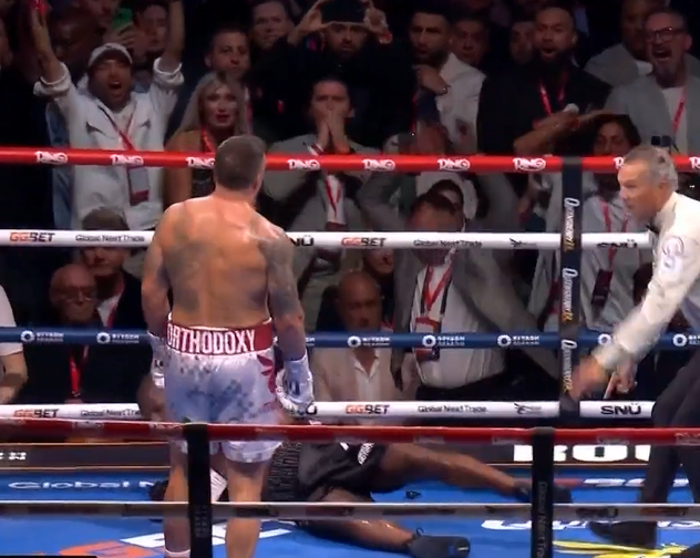 julianisjulius's tweet photo. Y EL QUE NO LE TUVIERA DE #1 LIBRA POR LIBRA YA ESTÁ TARDANDO 

Oleksandr Usyk KO5 Daniel Dubois y por 2ª ocasión Unifica todos los Cinturones del peso pesado 

Estamos disfrutando de un boxeador legendario 

#UsykDubois2 https://t.co/QBjJZP3KkK