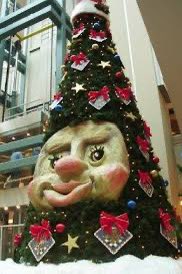 measure_plan's tweet image. I’m in Halifax. It is a mysterious place
- the most famous food is Turkish doner
- they have a talking Christmas tree
- there is cannon fire every noon
- all the houses are multi color
Honorary mentions:
- Alexander Keith (beer brewer) was the mayor
- most of the city was…
