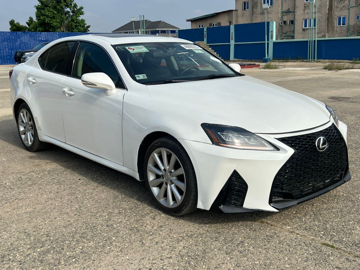 amdatauto's tweet image. *2010 IS250 toks* fullest option the best and cleanest in West Africa, upgraded to 2018...sparkling clean first body.. Spotless white on black interior..behold the beauty on wheel
Price 12.5m
DM 08166849169