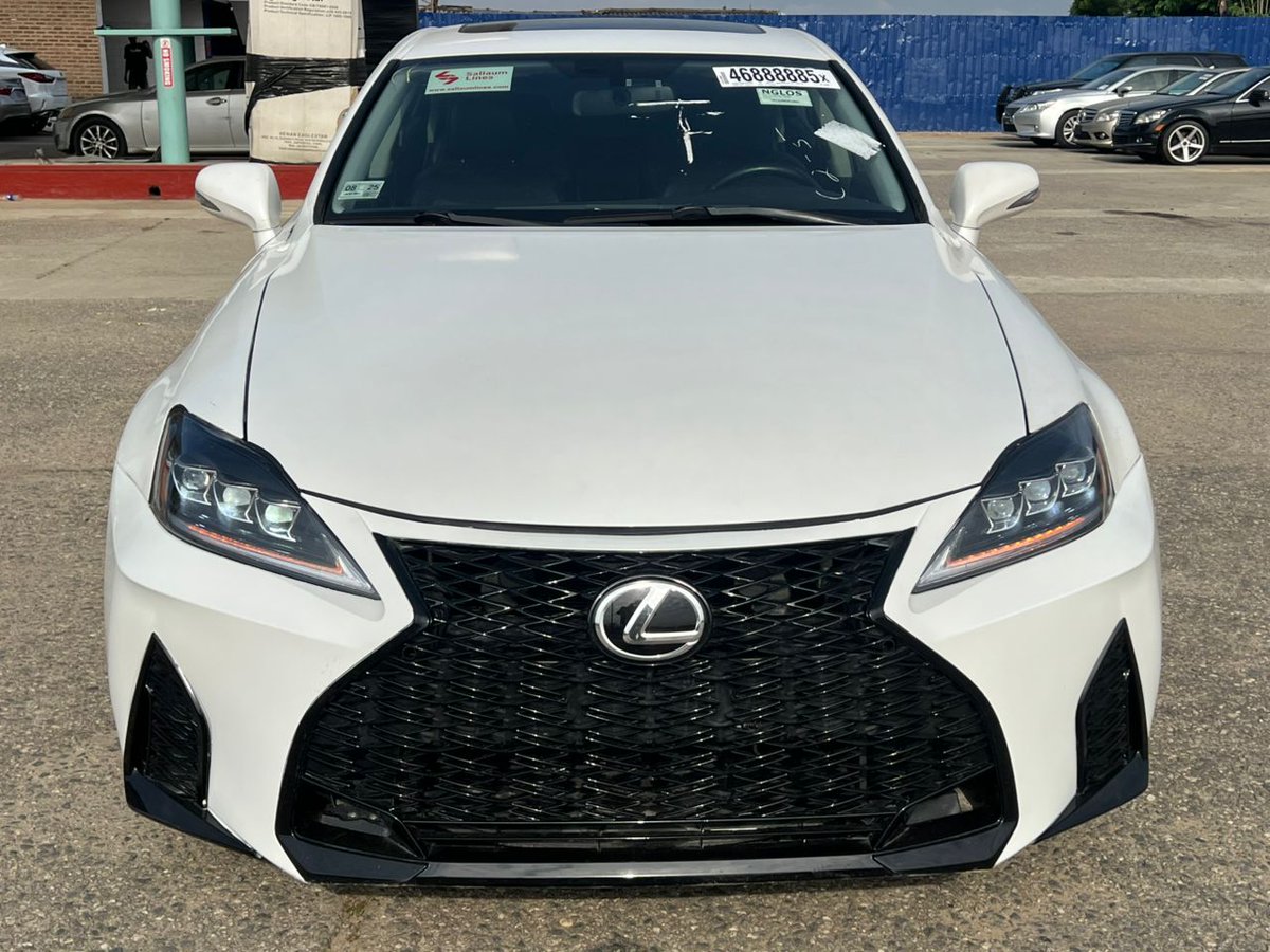 amdatauto's tweet image. *2010 IS250 toks* fullest option the best and cleanest in West Africa, upgraded to 2018...sparkling clean first body.. Spotless white on black interior..behold the beauty on wheel
Price 12.5m
DM 08166849169