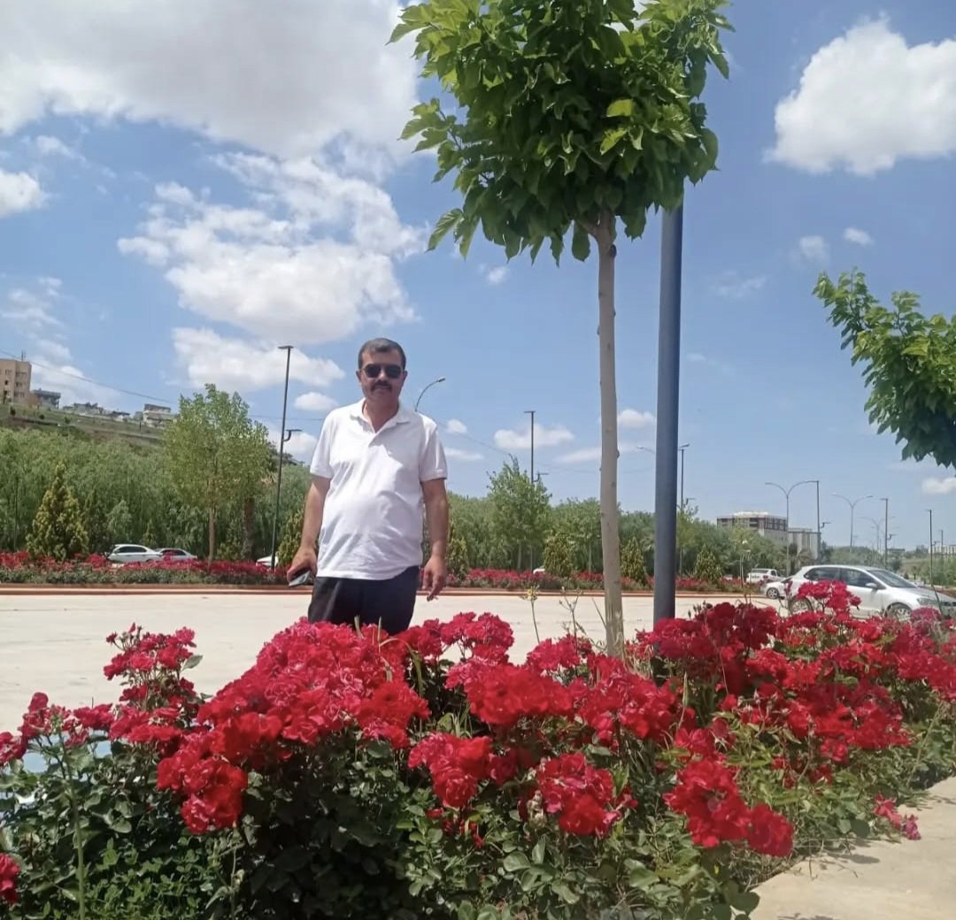 HERŞEY YAŞAMAYA DEĞER
