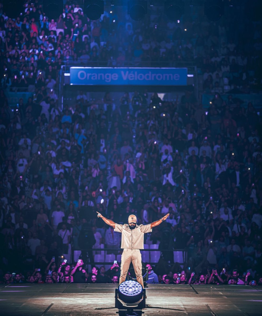 Les invités XXL présents au concert d’ALONZO au Vélodrome 😳

▫️NINHO
▫️FRANGLISH
▫️NAPS
▫️SOOLKING
▫️GIMS
▫️DADJU
▫️JUNGELI
▫️SOPRANO
▫️PSY4 DE LA RIME
▫️L’ALGÉRINO
▫️IMEN ES 
▫️ABOU DEBEING 

EXCEPTIONNEL.