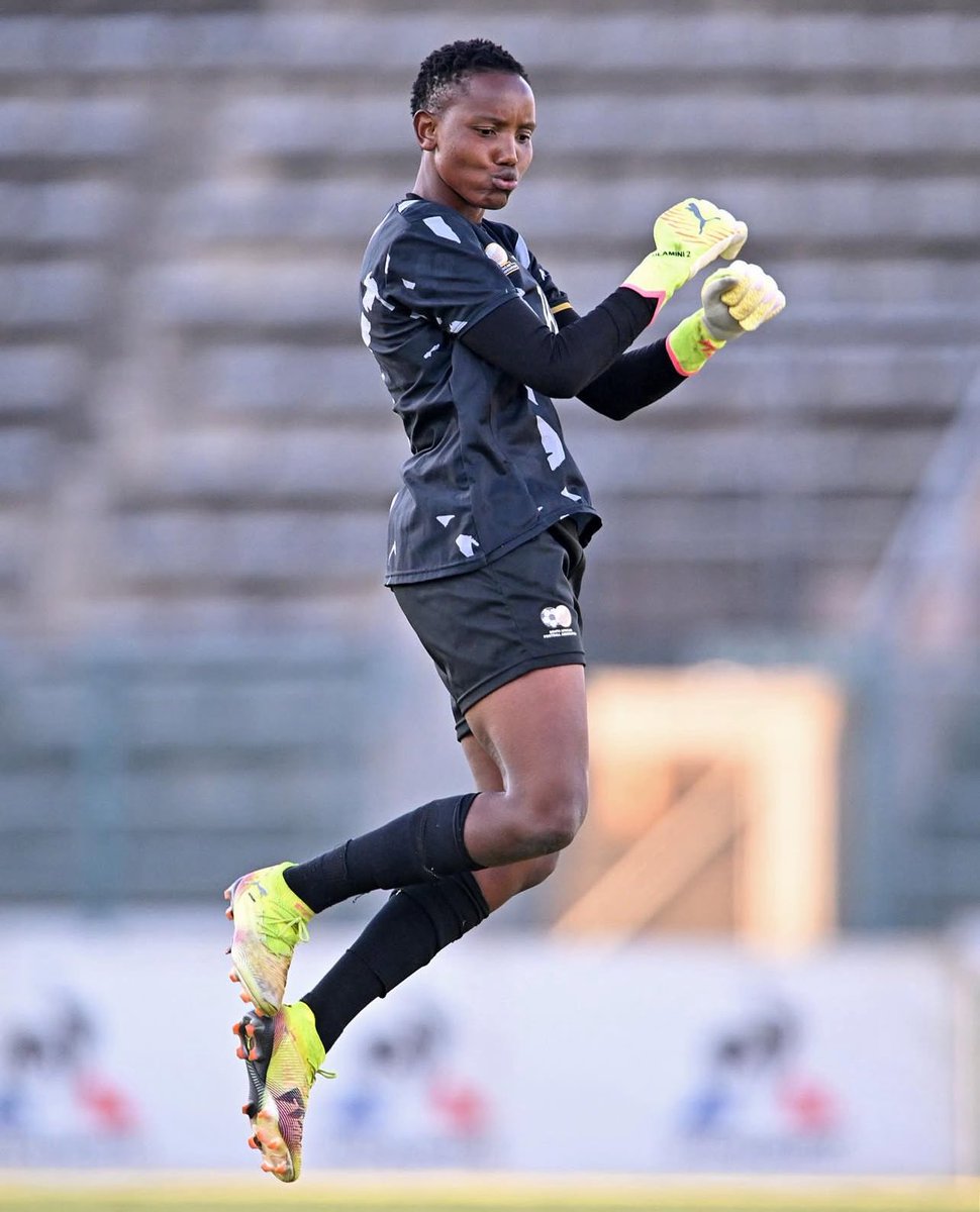 Elle_lwani's tweet photo. Andile Dlamini you beauty 🔥 https://t.co/KlvBT6b2TR