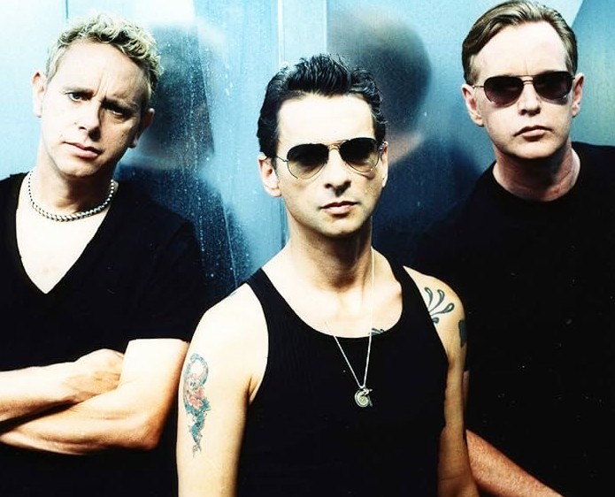 ViolatorIMA2's tweet image. "DEPECHE MODE"
Halo
Alone
Nothing
One Caress
The Love Thieves
Should Be Higher
Here is the House
Walking in My Shoes
Welcome to My World
When the Body Speaks
youtu.be/I_O37cE1j64?si…
#好きなバンドの好きな10曲挙げるとその人の世界が分かる