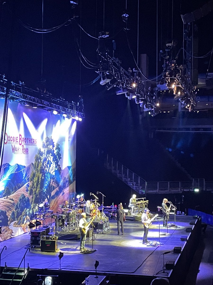 What a privilege to hear the Doobie Brothers tonight. Great songs. Awesome musicians ❤️❤️❤️